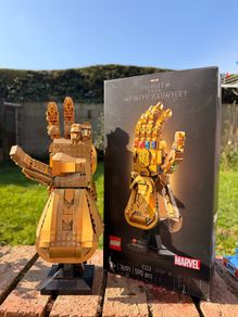 LEGO Infinity Gauntlet