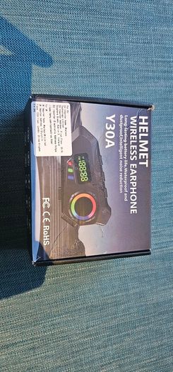 Helmet wireless earphone with FM