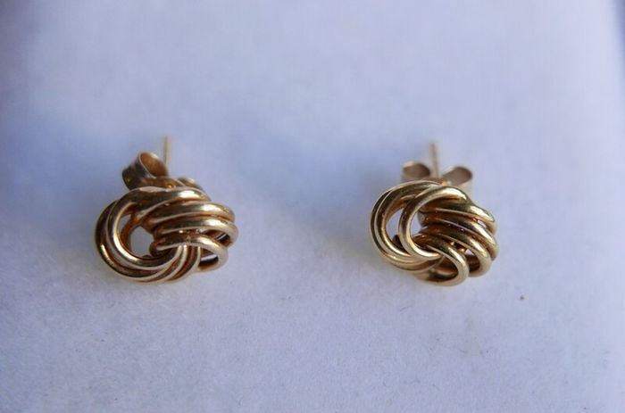 Vintage Solid 9ct Yellow Gold 375 Knot  Stud Earrings,  0,6g