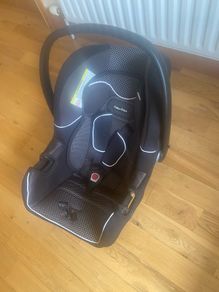 Infant car seat