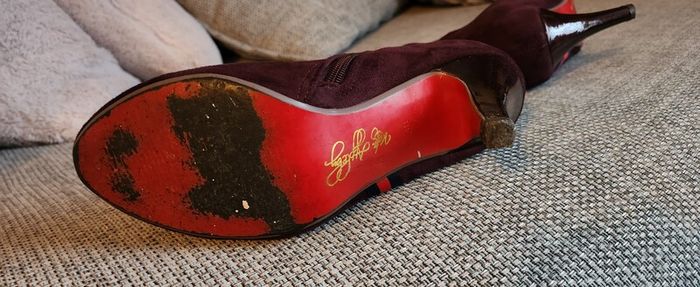 Gorgeous pair of Plum/Purple boots from Kate Appleby size 5