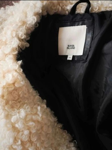 River island coat