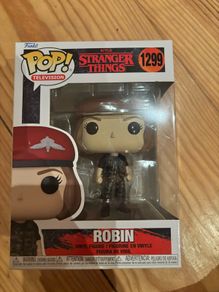 Season 4 Robin Funko Pop Stranger Things #1299