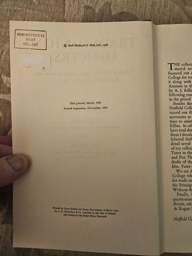 Trade Union Officers. By H. A  Clegg. A Studie Of Full Time Officers,branch Secretaries A D Shop Stewarts In British Trade Unions. First Edition 1961. Hardback In Good Condition.  See Photos For Same.
