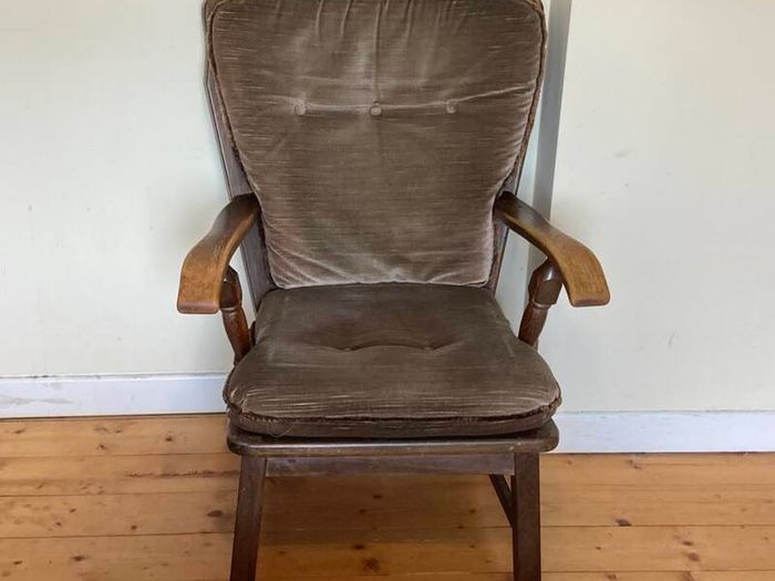 Classic Vintage Upholstered Armchair | Solid Wood Frame