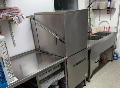 Hobart Passthrough Dishwasher