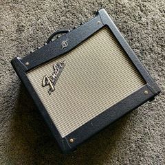 FENDER Mustang 1 V2 - 20w Guitar Modelling Amp