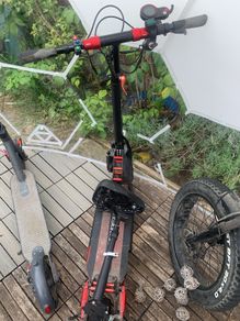 Electric scooter