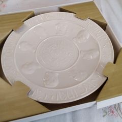 Oisin Kelly,  Belleek,  GAA,  commemorative plate, 1970s Belleek china