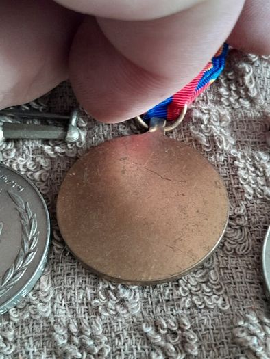 3 army medals