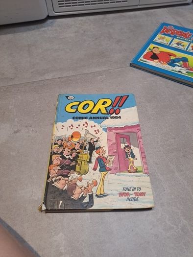 vintage comic annuals