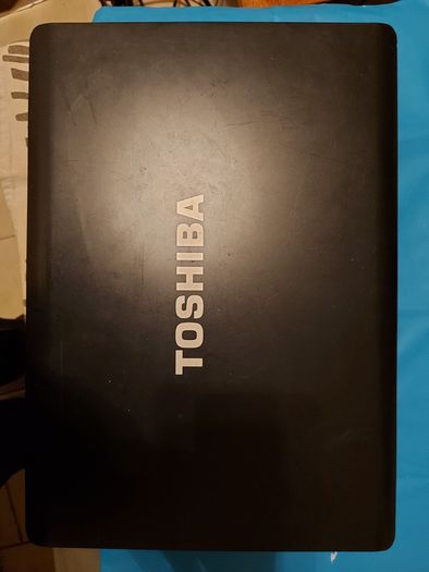 Toshiba Equium P200D-139 Model PSPBNE-004003KS, Windows 7, 2 GB ram, 100GB HDD, Chrome, and VLC for best movie experience