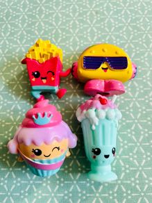 Smiggle Pencil toppers x 4