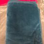 Fuchsia Velvet Throw 150cm x 200cm Image 4