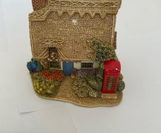 Lilliput Lane Swan Green