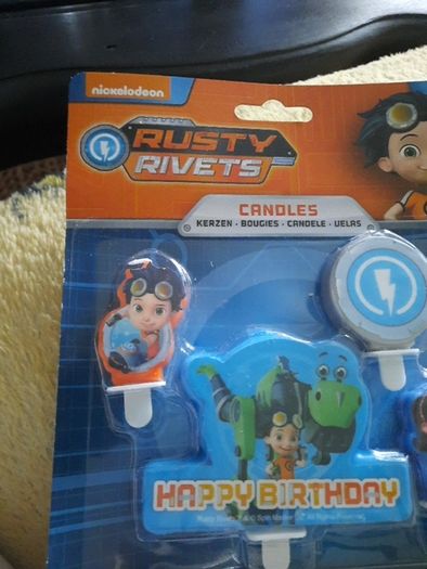 Nickelodeon 4 piece birthday candle set