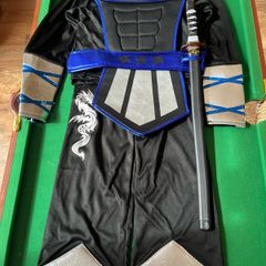dress up