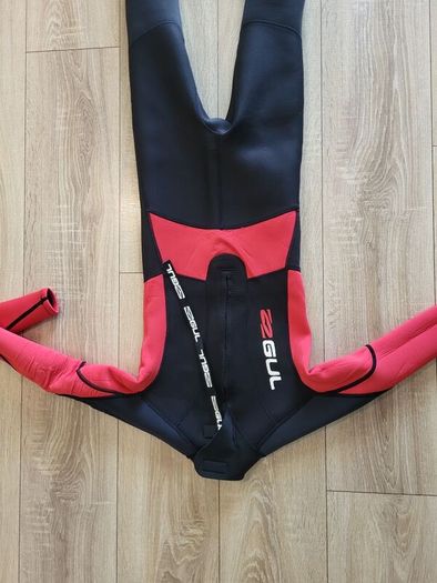 2 Kids wetsuits