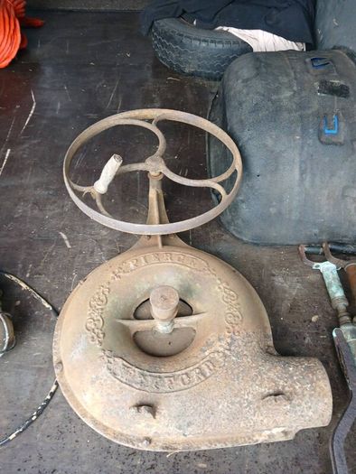 Job lot of vintage items