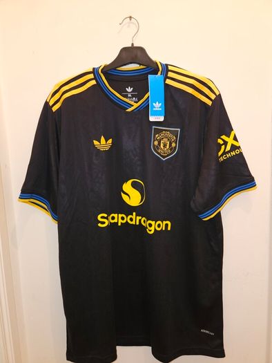 Manchester United 3rd Jersey 25/26 Season. It's 3XL