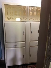 Vintage 1950's/60's Kitchen Dresser