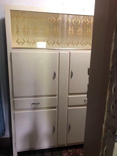 Vintage 1950's/60's Kitchen Dresser