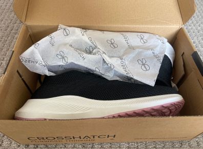 Ladies Crosshatch Size 5 (New)