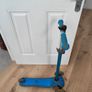 Globber Primo Scooter with LED Light-Up Wheels - Excellent Condition Image 3