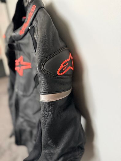 Alpinestars Tech Leather Jacket & Missile V2 Leather Pants - Matching 2-Piece Suit - Excellent Condition