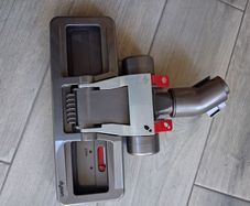 Dyson brush head