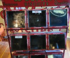 vintage Biscuit stand