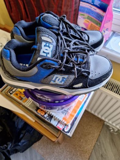 rare dc shoes uk7