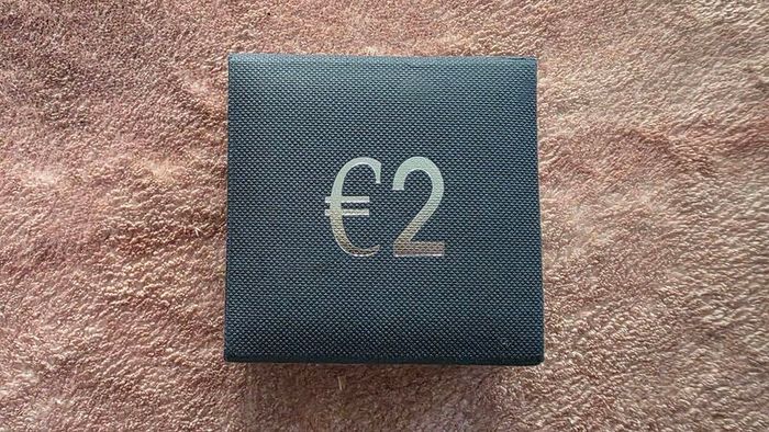 2 euro coin