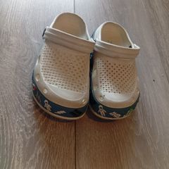 kids crocs