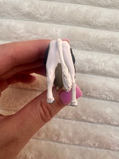 Britains Farm Series 1984 Holstein Cow Approx. 4 cm. Used Please see photos