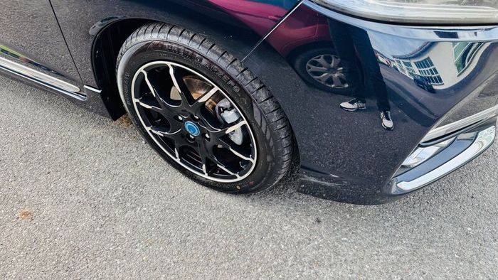 Honda Shuttle Hybrid Z 2016