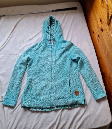 Weird fish chicoa hoodie Size l4 ptp 21" Full zip turquoise in excellent condition