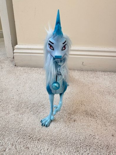 Disney store Raya And The Last Dragon Sisu Dragon Lights & Sounds figure Lenth approx. 35 cm. Used PLease see photos