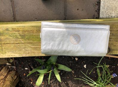 purse Kipling silver purse
