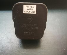 3 pin plug