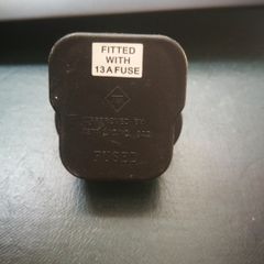 3 pin plug