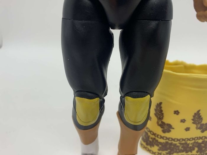 wwe elite HOF Hall Of Fame Afa & Sika action figures