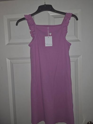 Girls dress