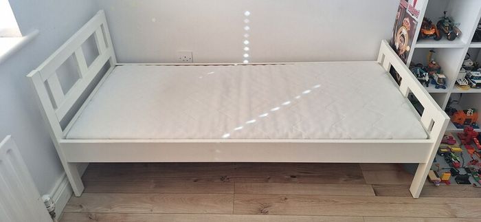 toddler bed