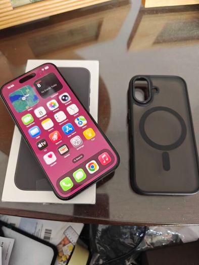 iPhone 16