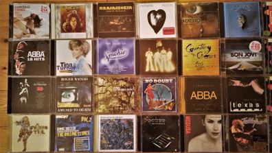 A lot of CD's.Hard,Rock,Pop.excell.10 for 40e.