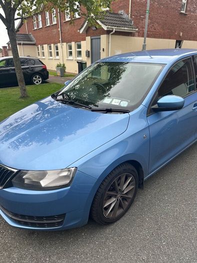 Skoda Rapid 2012