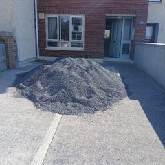 Paving grit