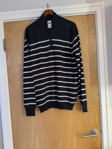 Dunnes Stores  Mens 1/4 Zip Jumper. S.XL. B.N.W.T.  Add Up