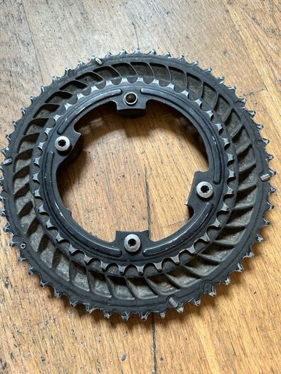 Shimano 11 speed cranks and 2 sets of chainrings (both 52-36) 172.5mm
